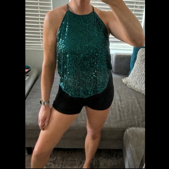 Emerald green sequin satin handkerchief halter top - Picture 4 of 6